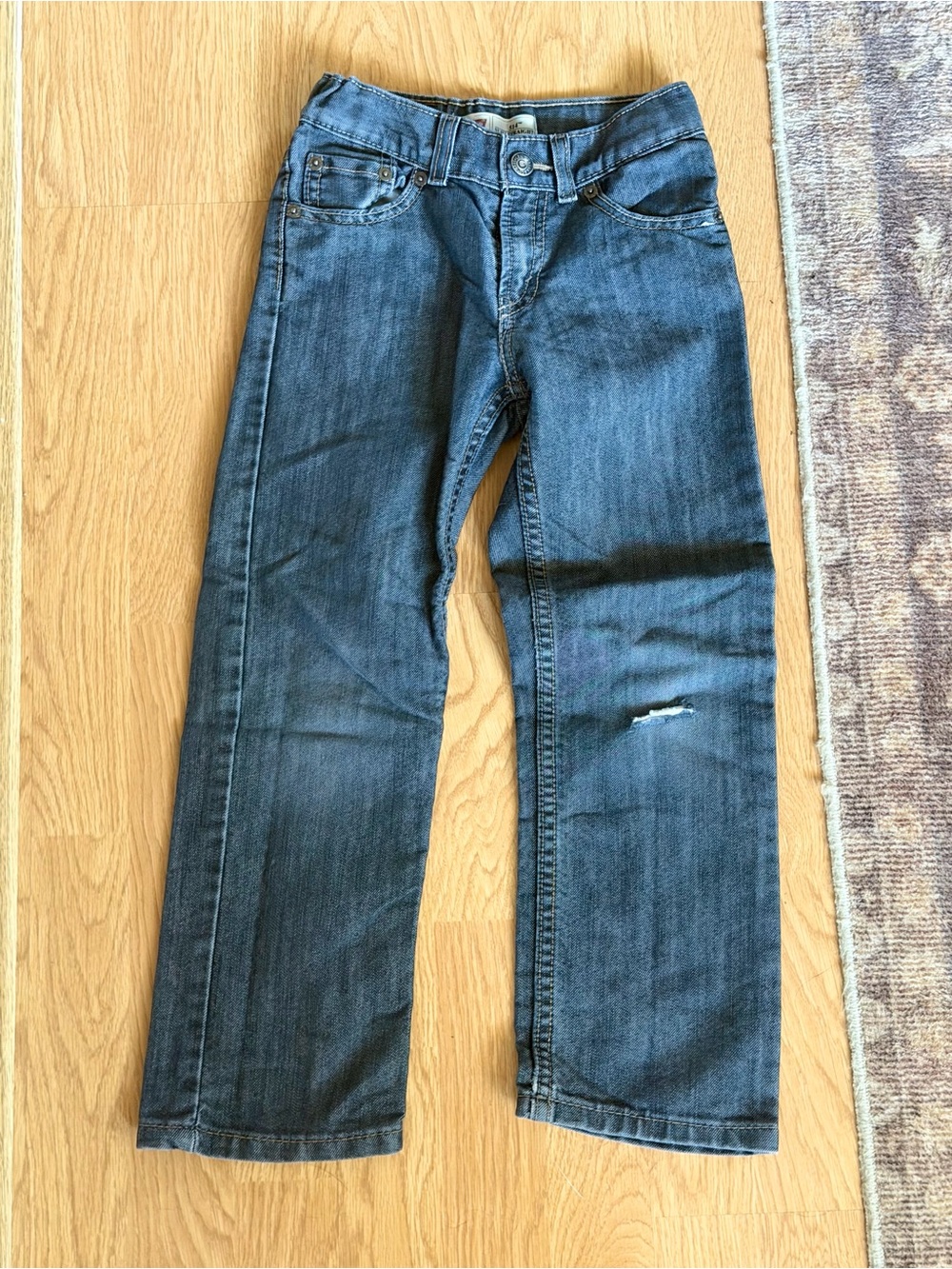 Levi’s 514 Boys Slim Straight Jeans Size 7 Regular Blue Distressed Denim - Picture 2 of 5